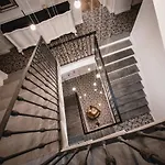 Resort Adelaide Relais & Wine *