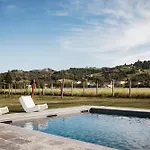 Adelaide Relais & Wine Resort