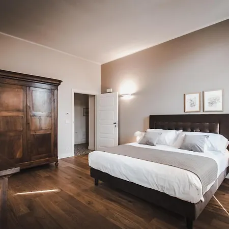 Adelaide Relais & Wine