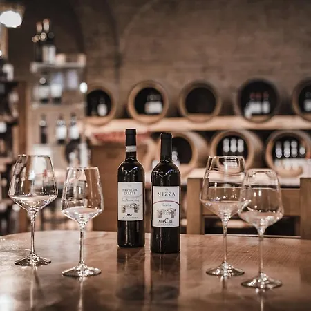 Adelaide Relais & Wine * Calamandrana