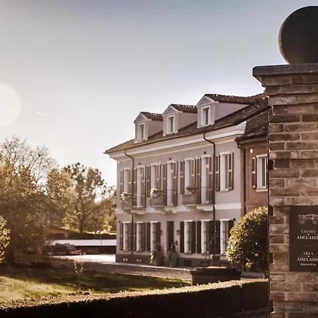 منتجع Adelaide Relais & Wine *