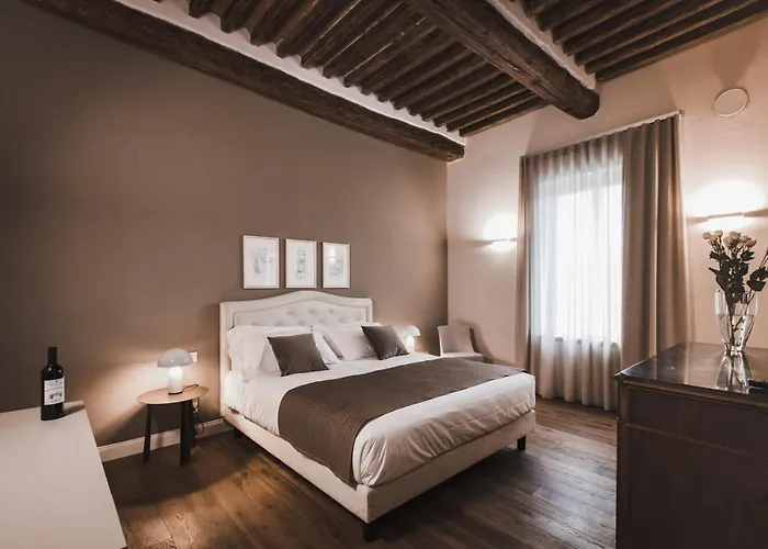 Adelaide Relais & Wine