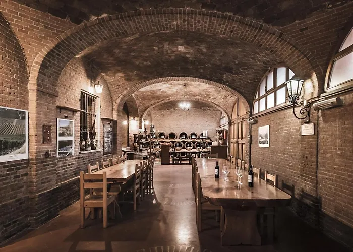 Adelaide Relais & Wine