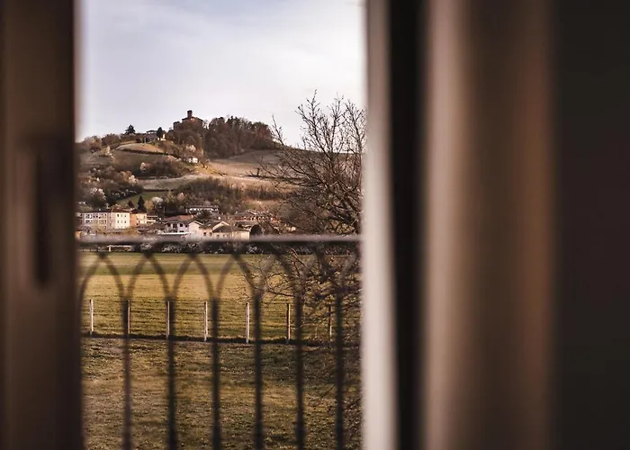 Adelaide Relais & Wine